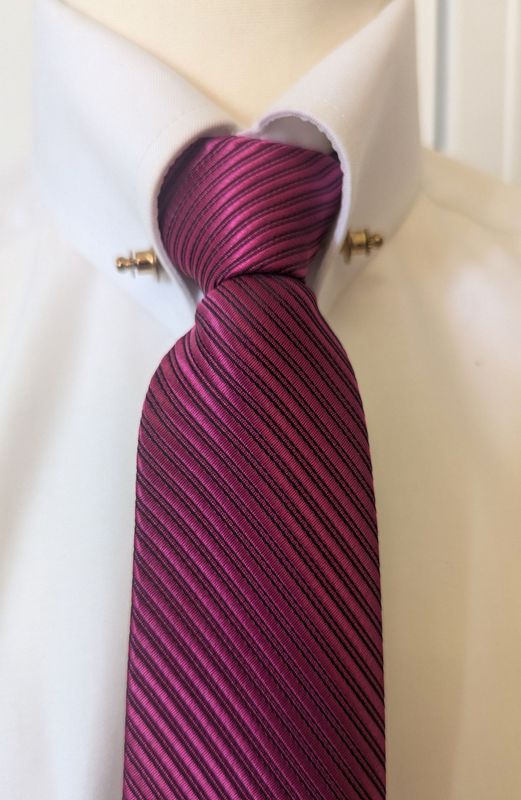 ADULTS ZIP READY TIED SHOWING TIE -MAGENTA SELF STRIPE