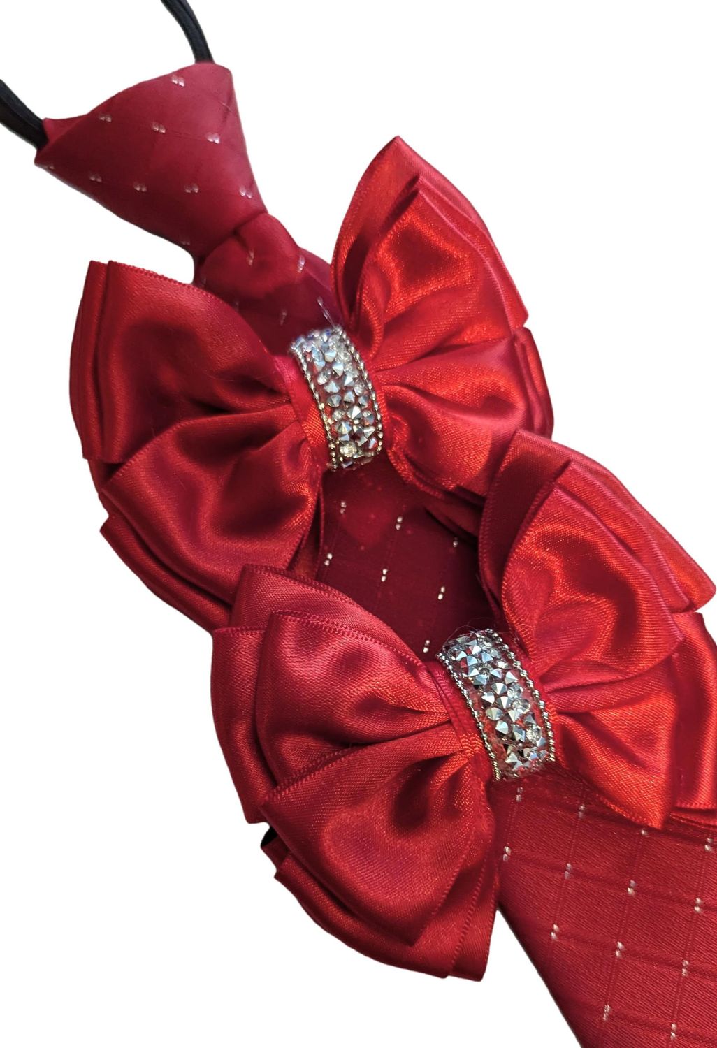 PREMIUM POPPY RED AND CRYSTAL SHOWING BOWS AND ZIP TIE SET PREMIUM POPPY RED AND CRYSTAL SHOWING BOWS AND ZIP TIE SET