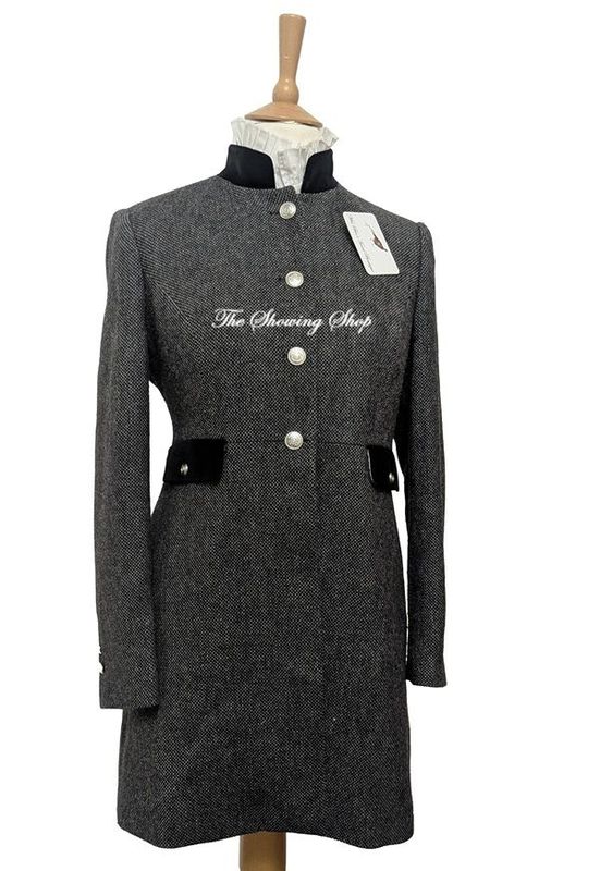 BARILOCHE GREY TWEED 3/4 LENGTH COAT SIZE 12