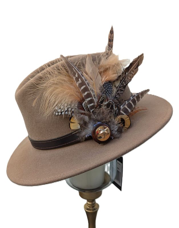 LADIES BEIGE WOOL AND FEATHER FEDORA