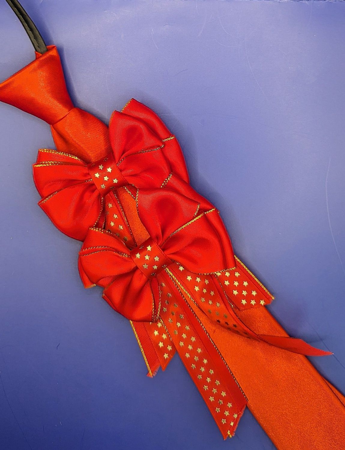 RED & GOLD STAR SHOW BOWS & ZIP TIE SET