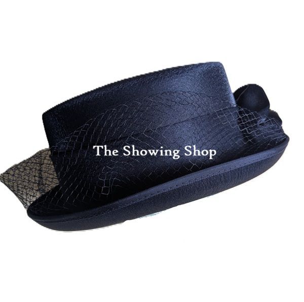 NAVY SATIN & NET LEADERS HAT/ DRIVING HAT