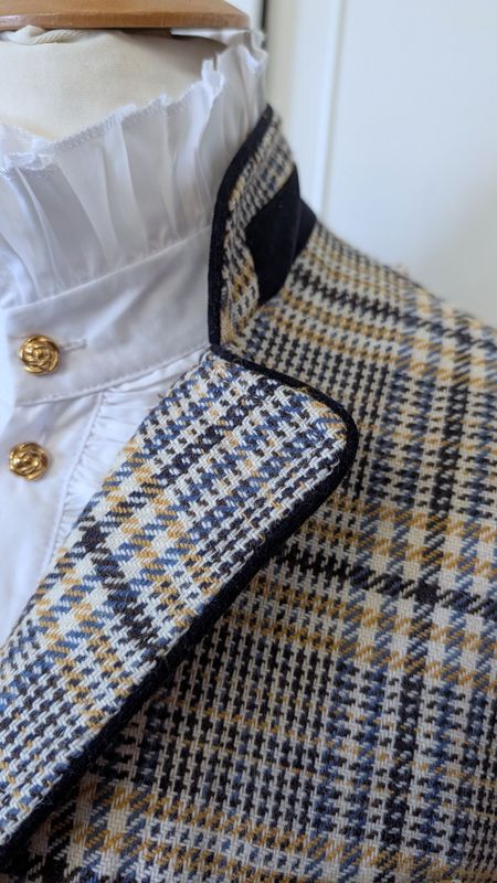LADIES LAURIE & JULES BLUE CHECK TWEED JACKET SIZE 10