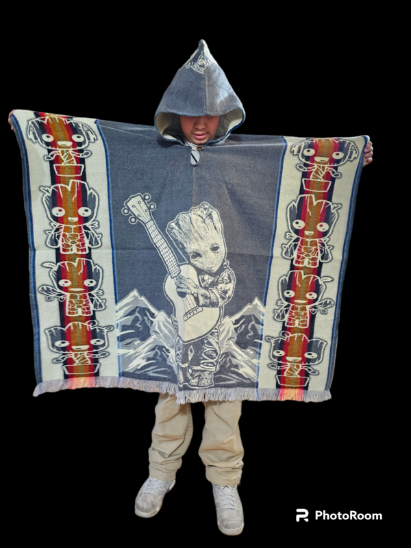 Groot Knit Poncho