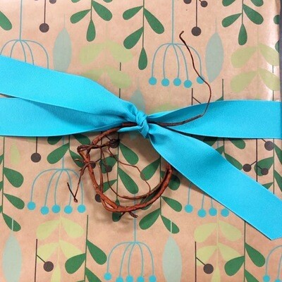Gift Wrap  W/ Ribbon And Adornment