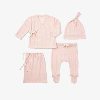 Welcome Home Outfit In Pink