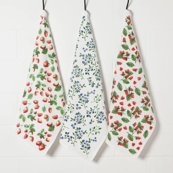 Floursack Dishtowel Set Of Three Berry Patch