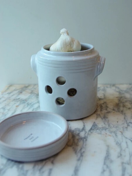 French Dry Goods Kitchen Essentails Garlic Pot