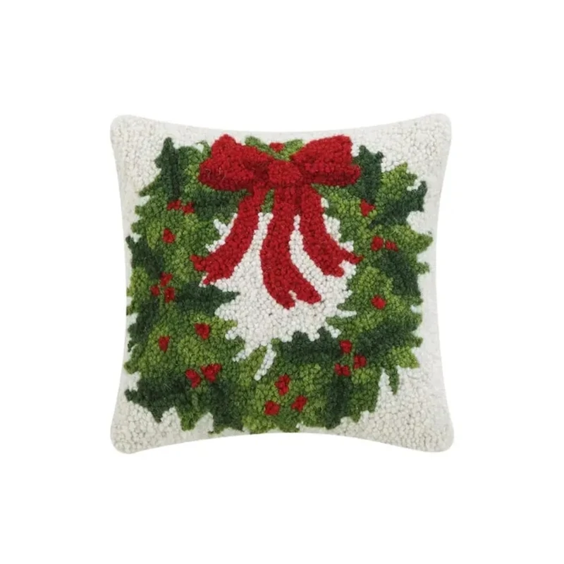 Holiday Wreath Hook Pillow 10x10