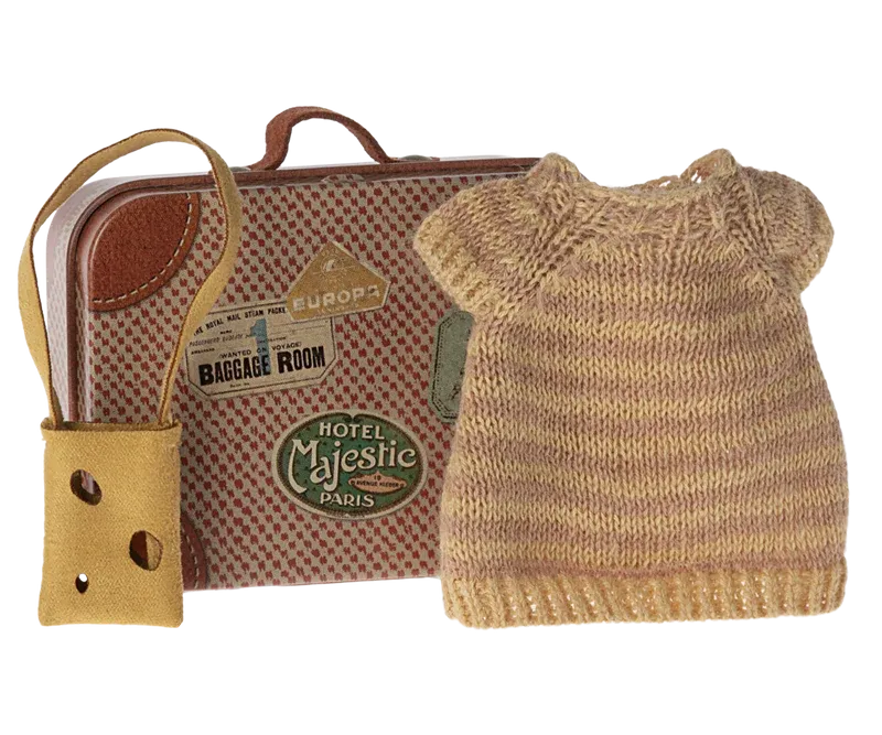 Maileg Knitted Dress And Cheese Bag In Suitcase Big Sister Mouse