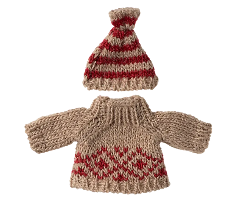 Maileg Knitted Mouse Sweater &amp; Hat Mum/Dad Size Brown And Red