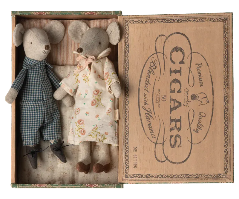 Maileg Grandma And Grandpa Mice In A Cigarbox