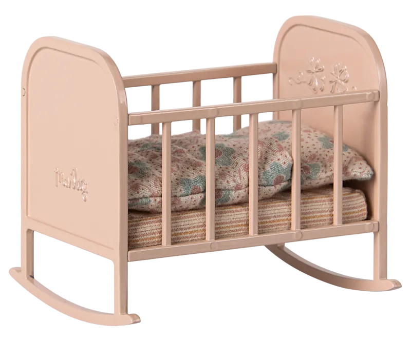 Maileg Mouse Cradle In Light Rose