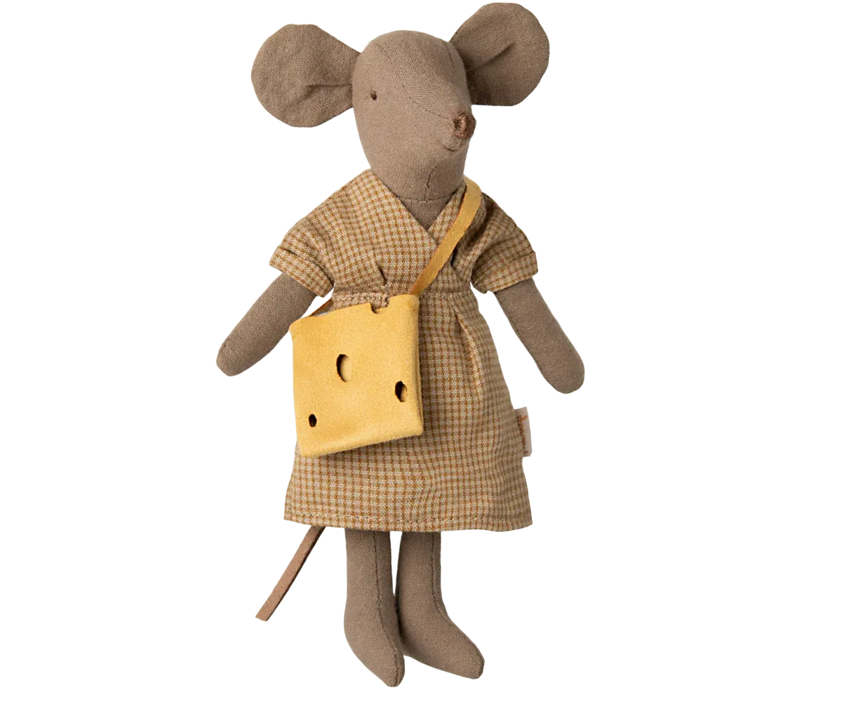 Maileg Mouse Mum In Light Brown