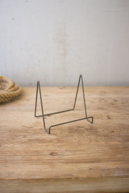 Easel Wire Raw Metal Finish Small