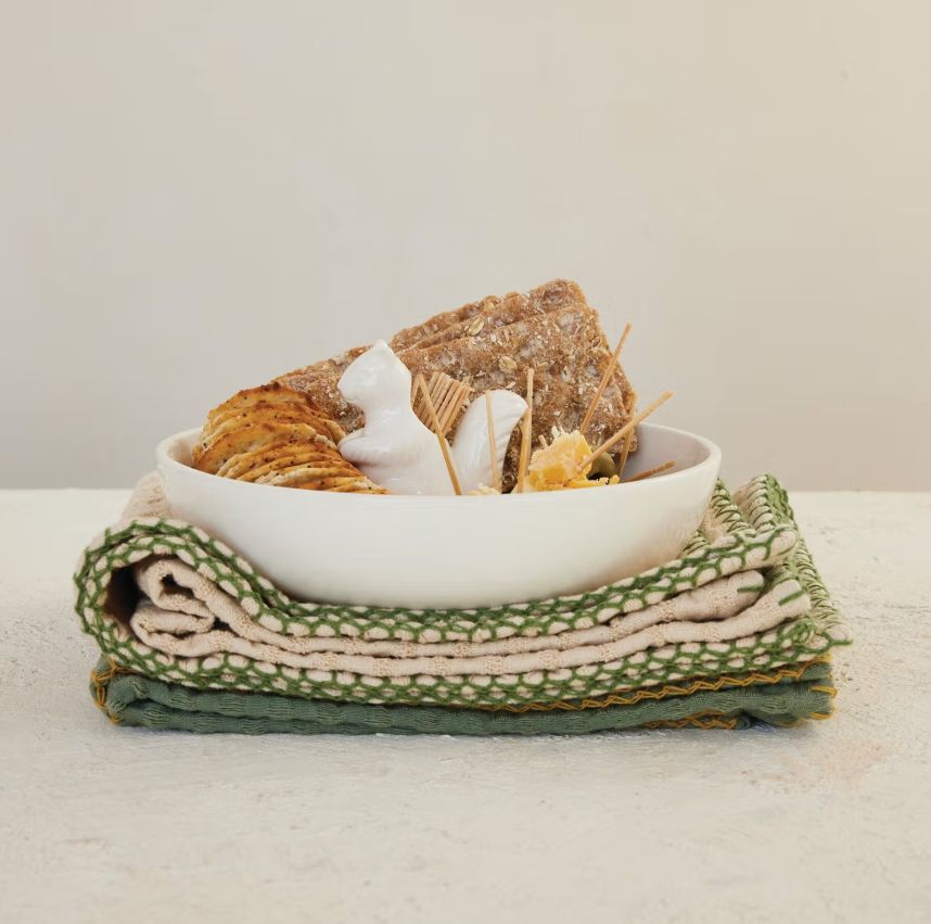 Stoneware Bowl With Squirrel Toothpick Holder In White 8&quot;