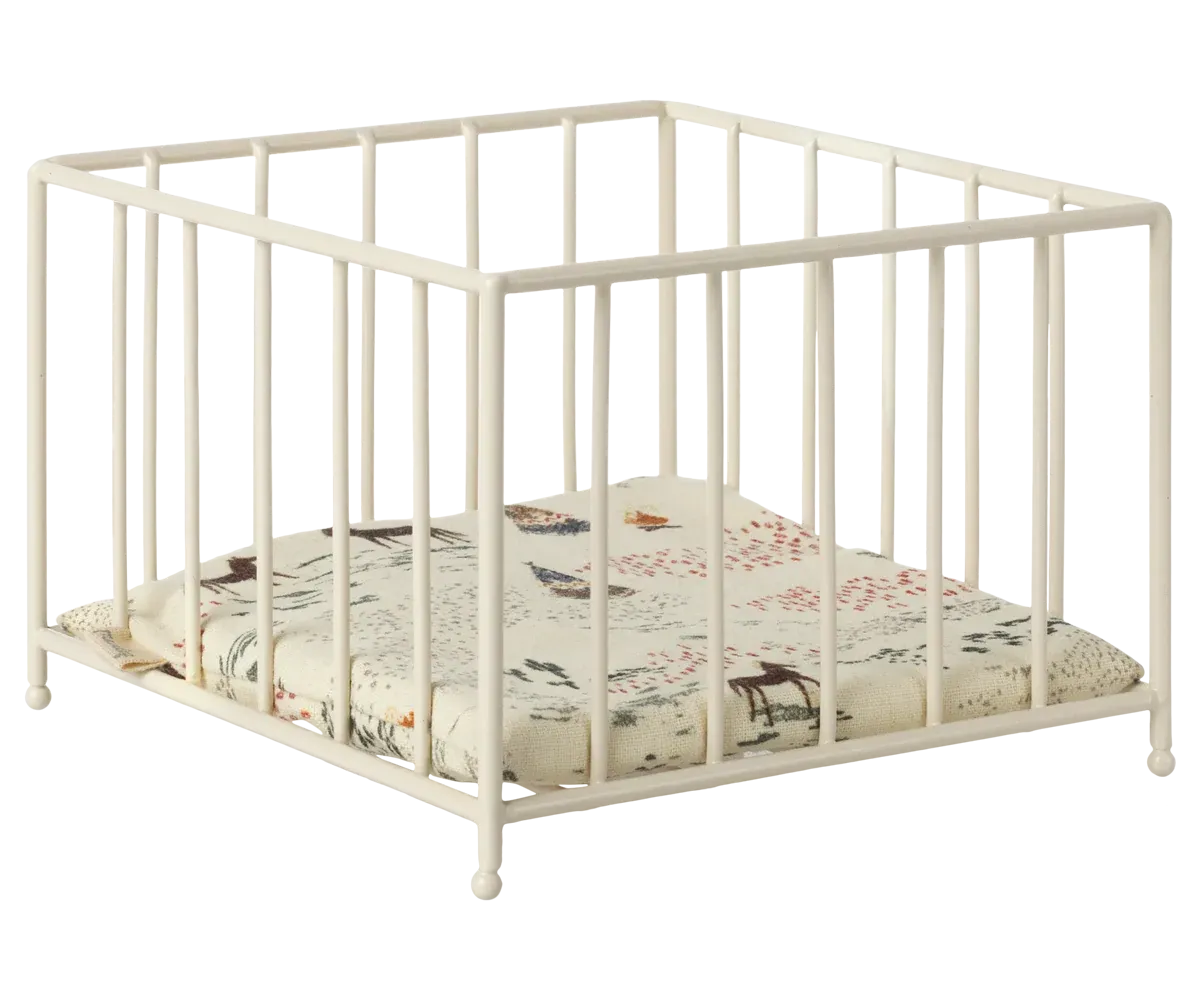 Maileg Playpen Cream
