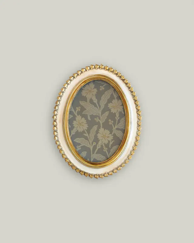 Cream And Gold Oval Photo Frame 5&quot; x 7&quot;
