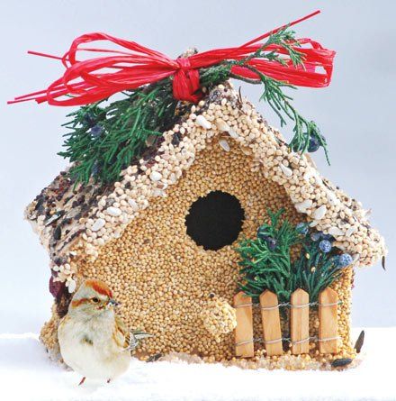 Holiday Birdie Cottage Fence Corner