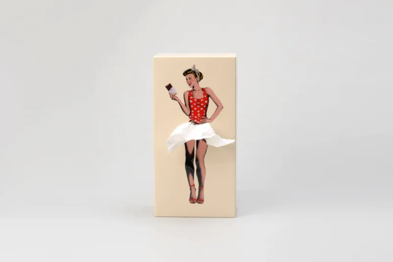 Flying Skirt Tissue Box In Sweet