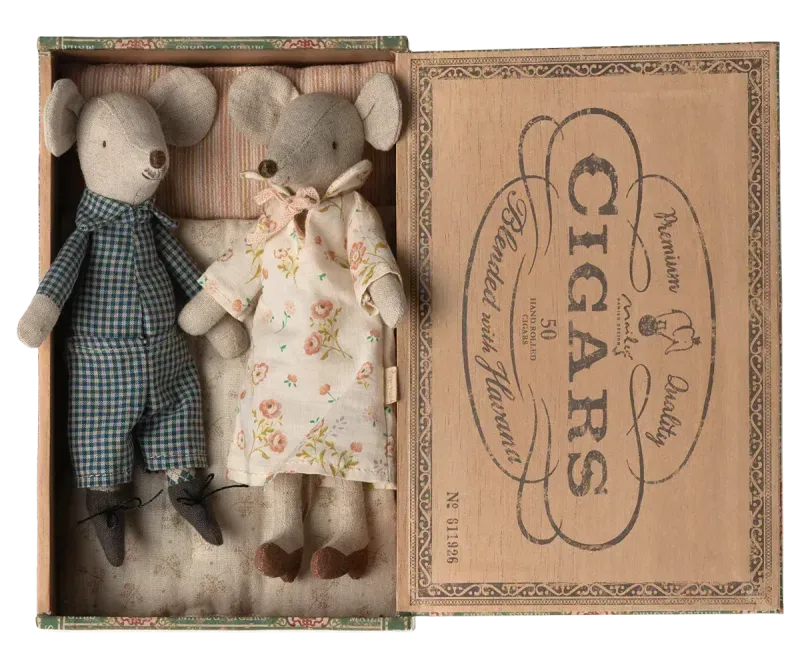 Maileg Grandma And Grandpa Mice In A Cigarbox
