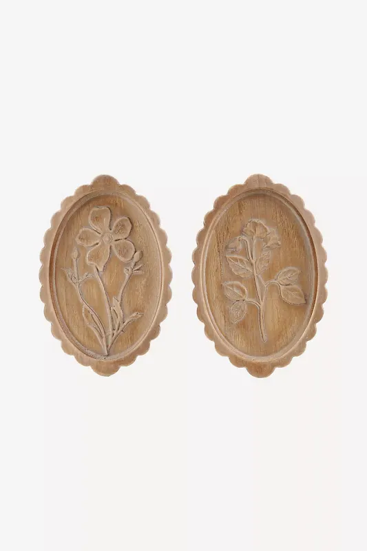 Wood Scalloped Wall Decor 3 Small Flowers 11-3/4" H