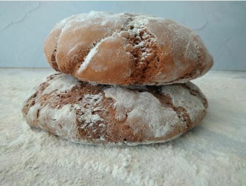 100% Rye sourdough loaf 100% Rye sourdough loaf