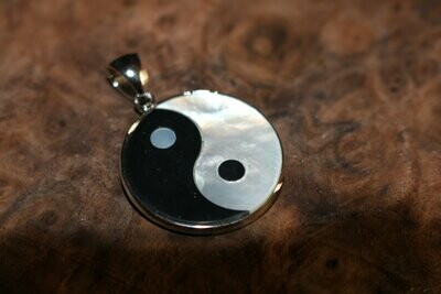 ANHÄNGER YIN YANG