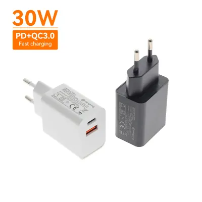MK-P301EUCA dupla USB porttal rendelkező max. 30W tápegység quick charge 3.0 &amp; PD 3.0, fehér