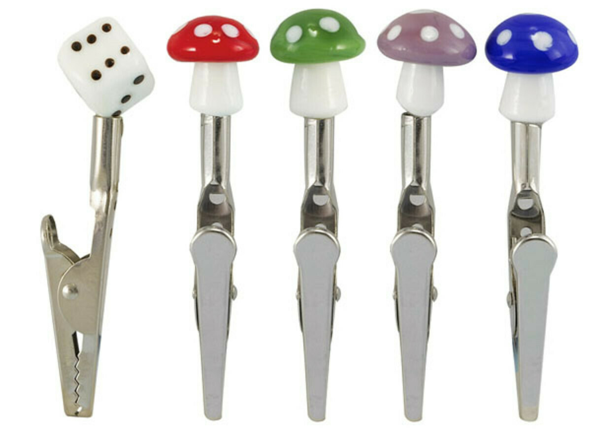 2.65&quot; CERAMIC TIP MUSHROOMS AND DICE CLIPS