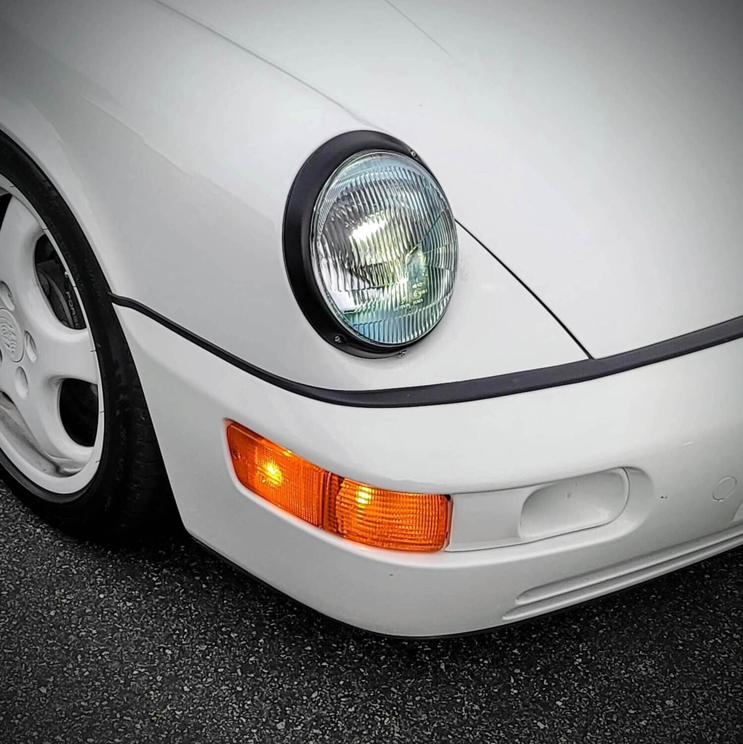Classic Bi-LED Headlight Set - Hella Lens