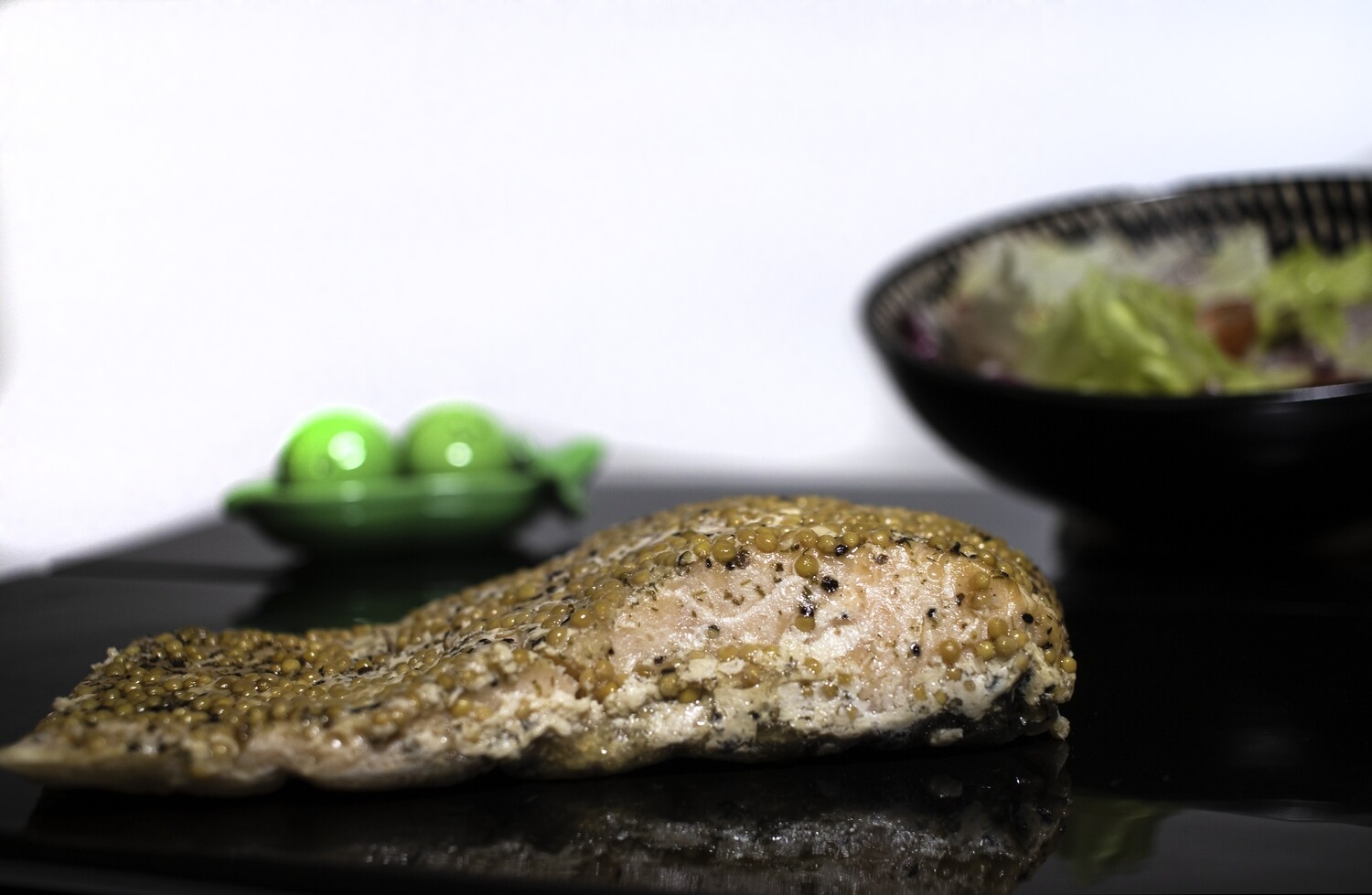 Hot Smoked &amp; Peppered Norwegian Salmon. 80g Portions