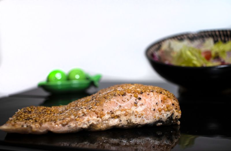 Hot Smoked &amp; Peppered Norwegian Salmon. 80g Portions