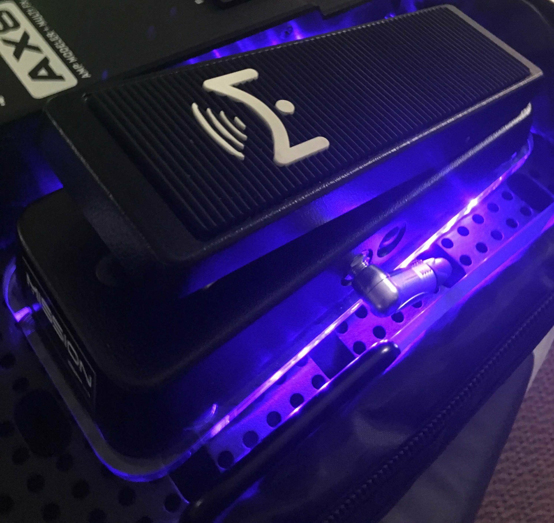 GloRiser - Pedal mount for Mission / Dunlop pedals