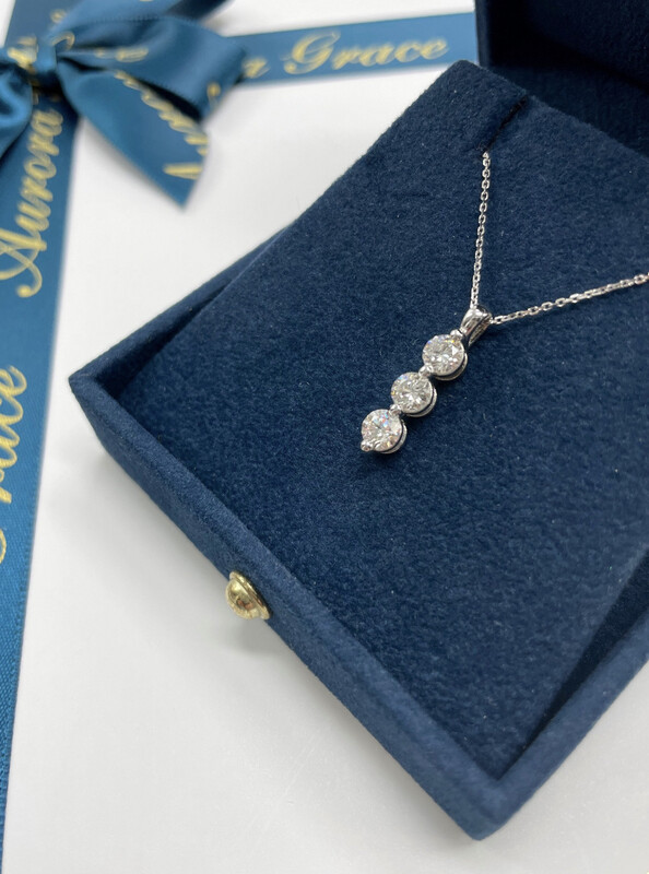 Trilogy Diamond pendant Trilogy Diamond pendant