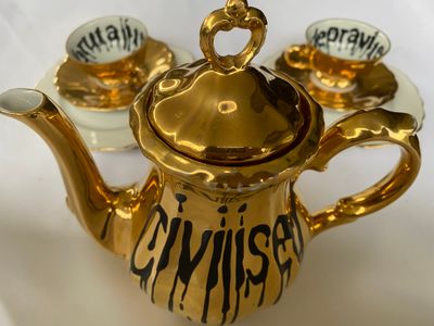 Spill the tea on the colony