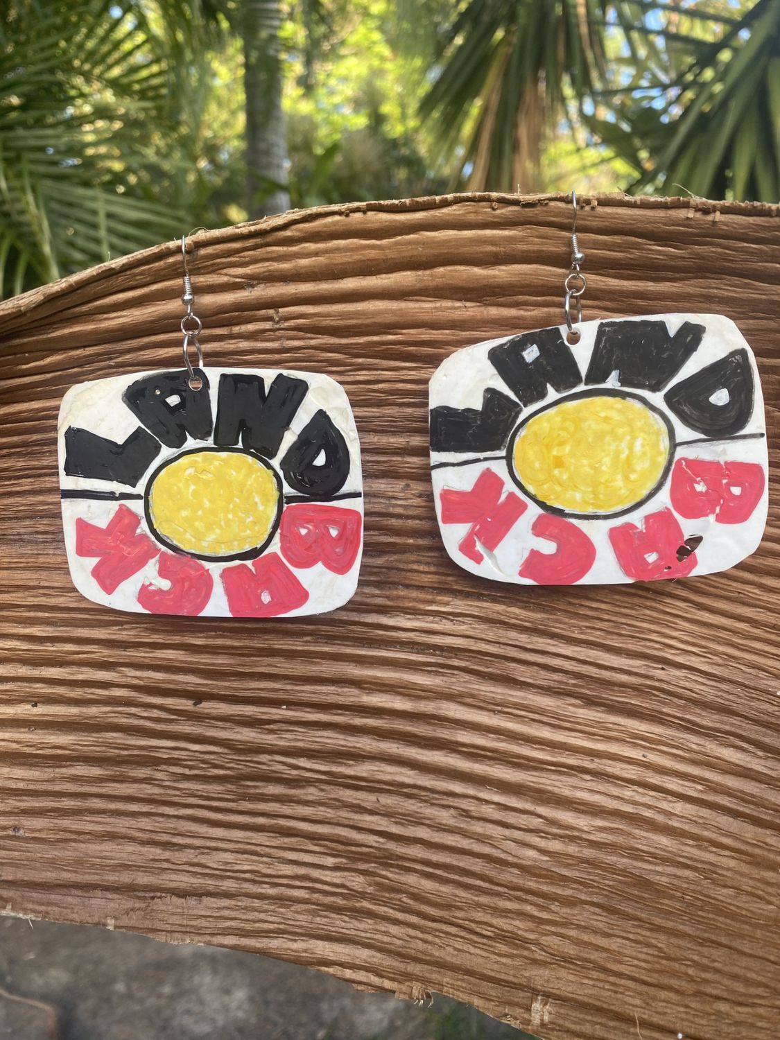 Land Black retro earrings (shipping included)