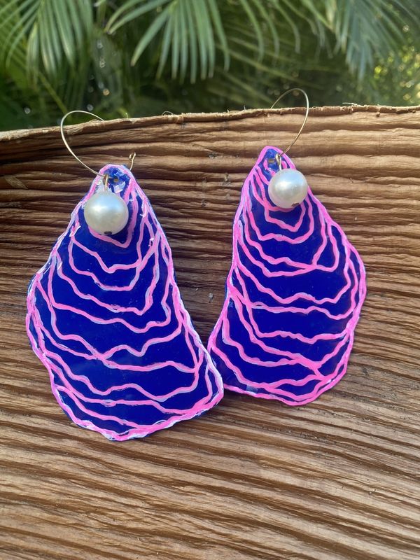 nikar (oyster) large earrings (shipping included)