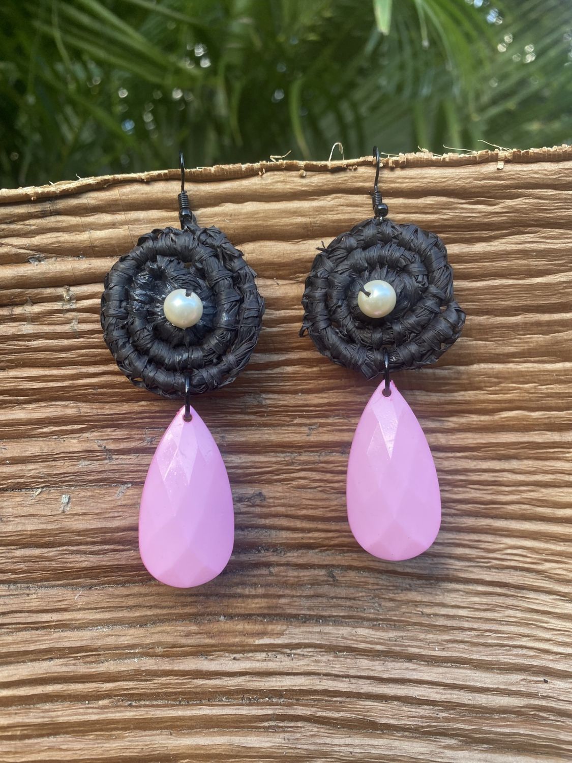 Back woven with pearl and pink tear earrings (shipping included)