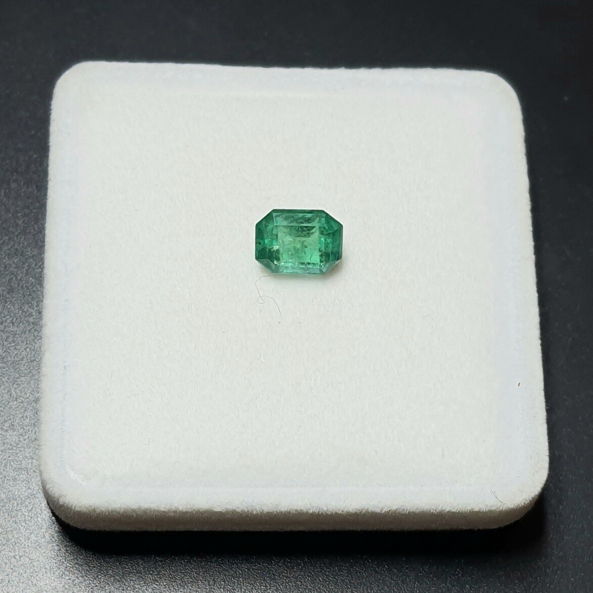 Emerald 2.41 ct