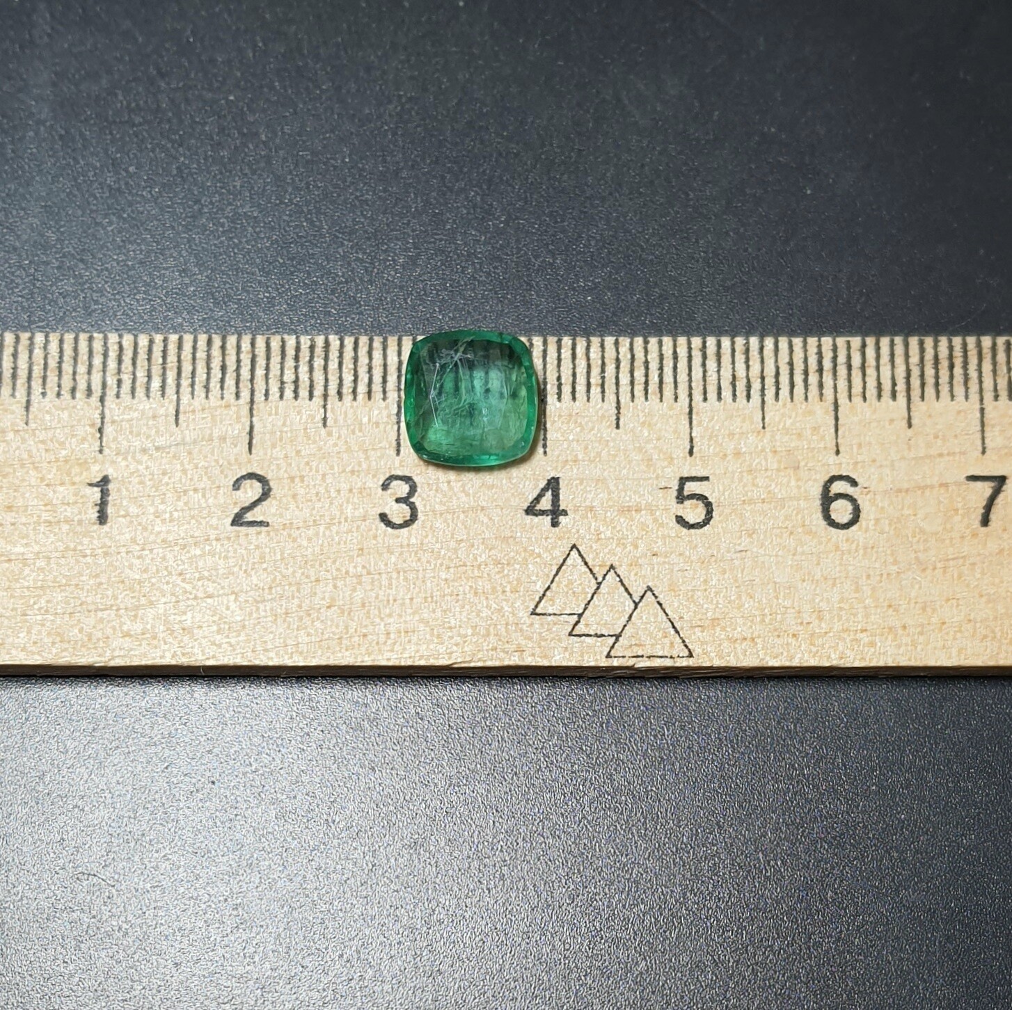 Cushion 1.99 ct