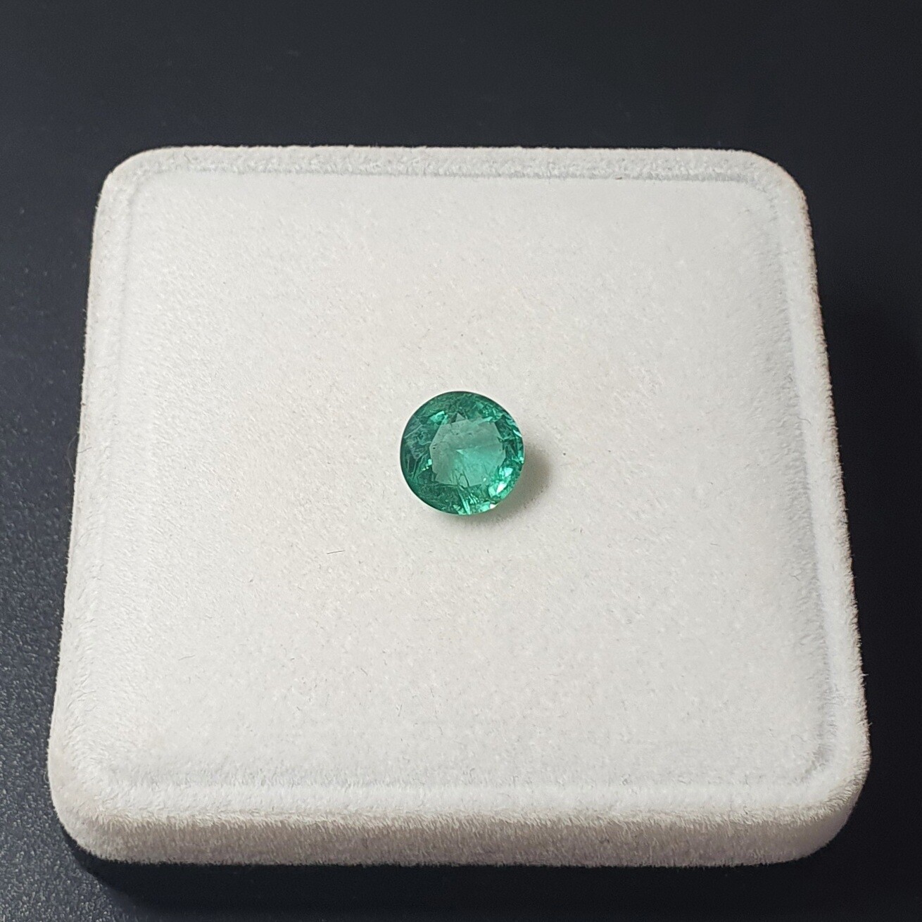 Emerald Round cut 1.74 ct