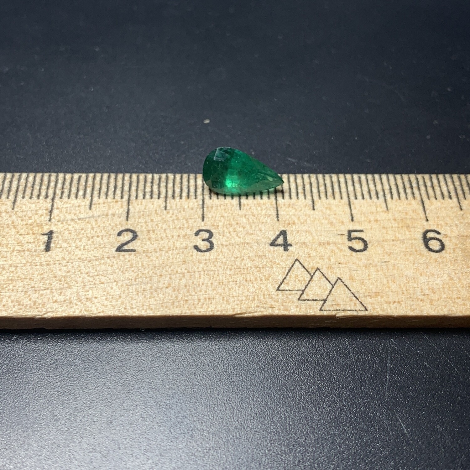 Emerald Pear cut 1.73 ct