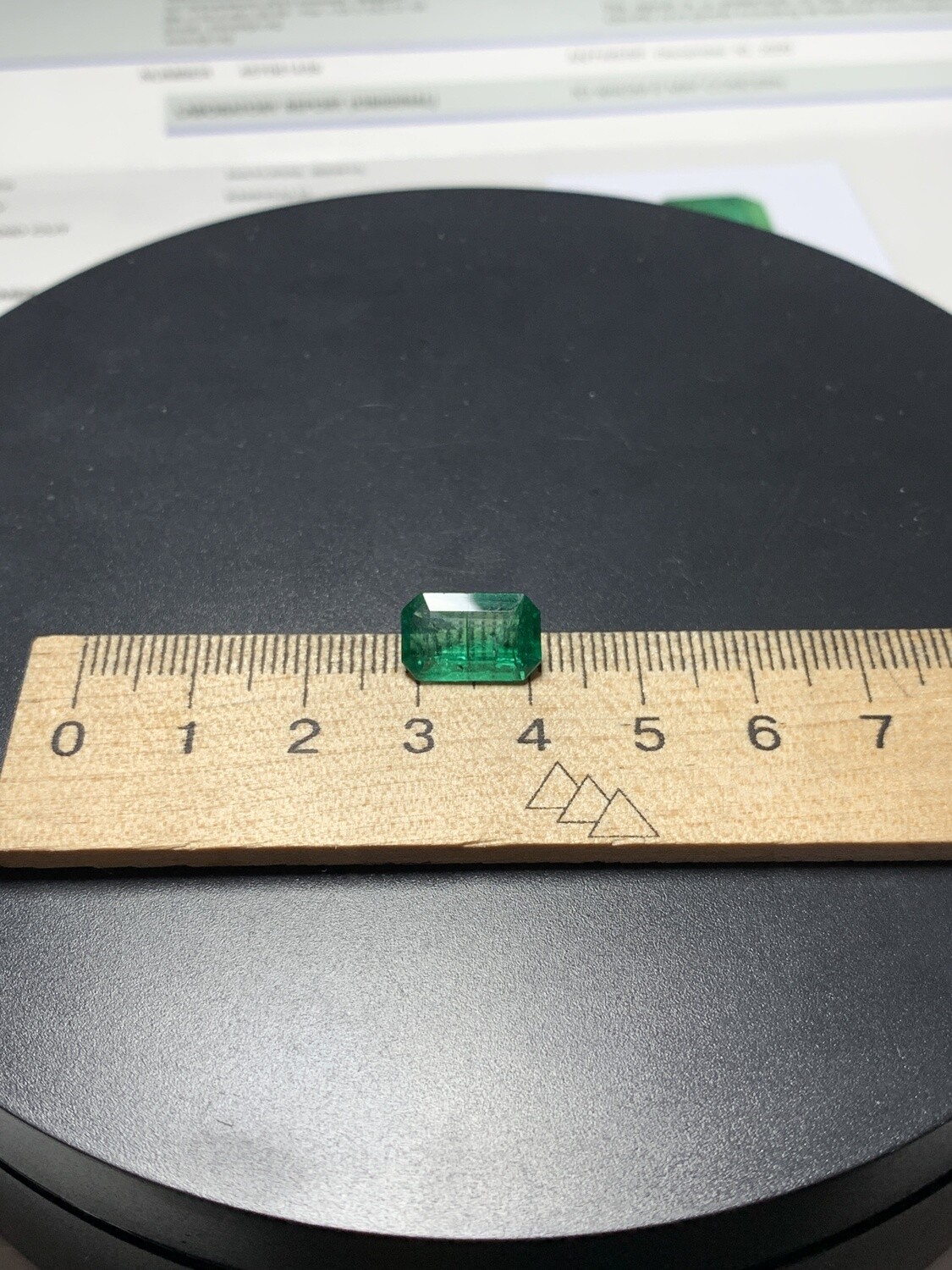 Emerald octagon cut 3.51 ct