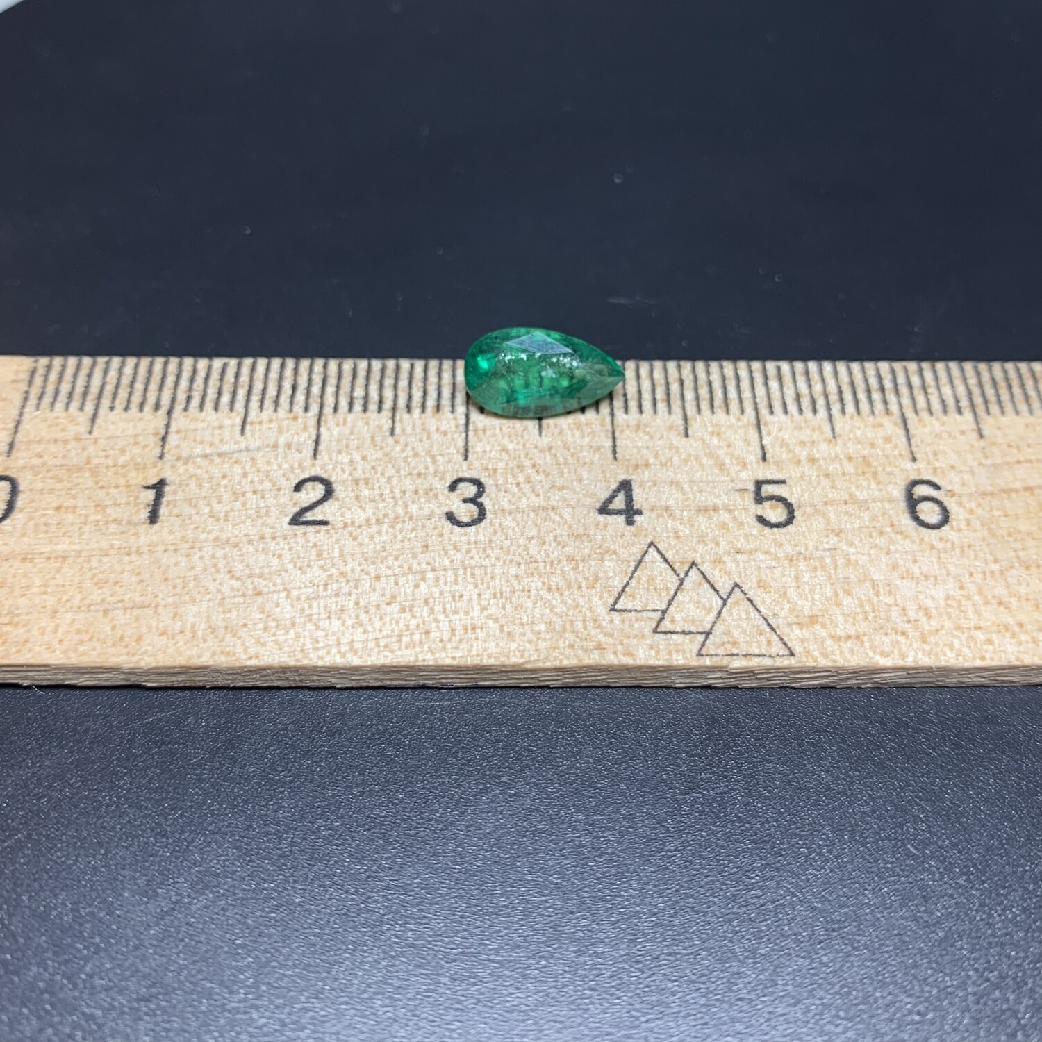 Emerald Pear cut 1.82 ct