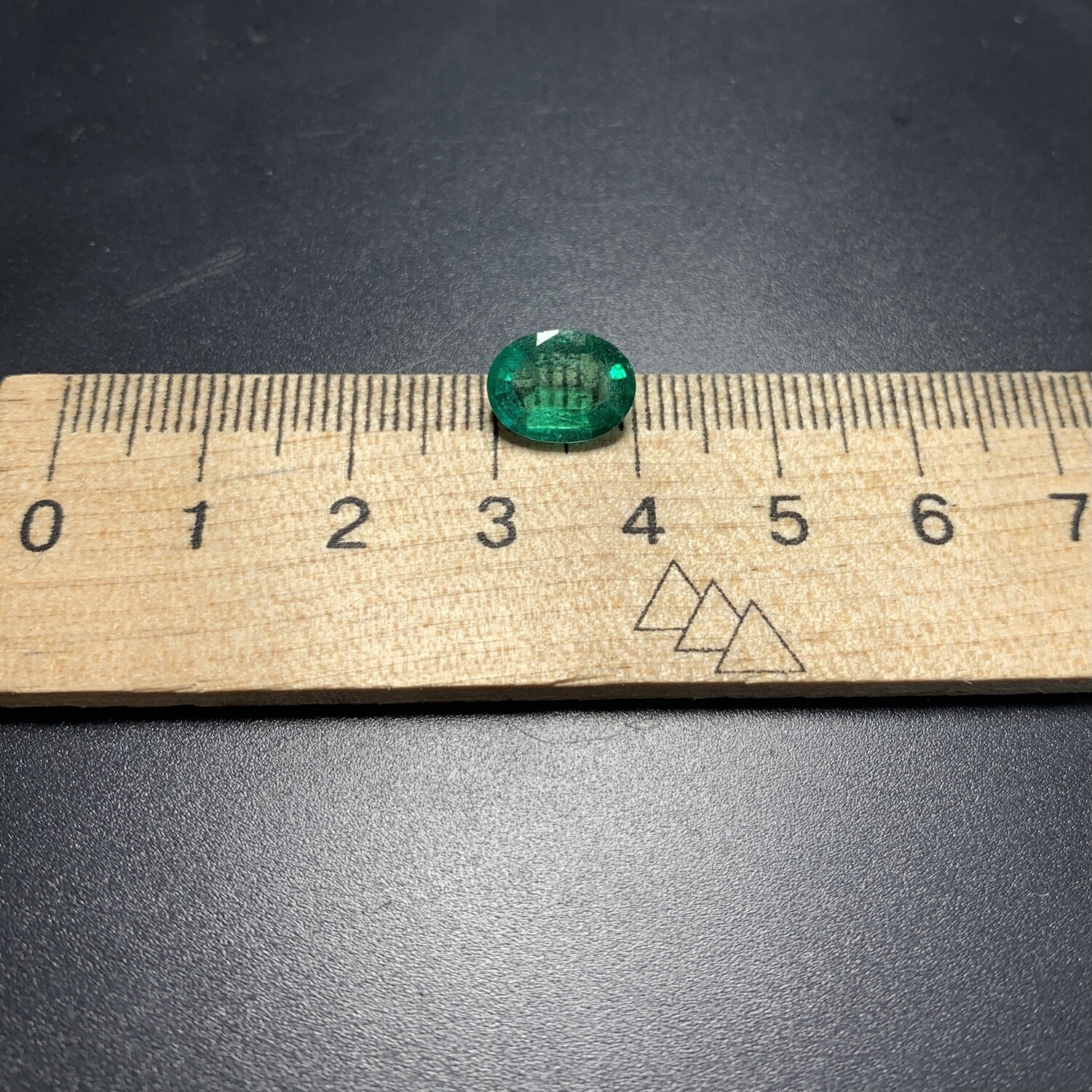 Emerald Oval cut 2.44 ct