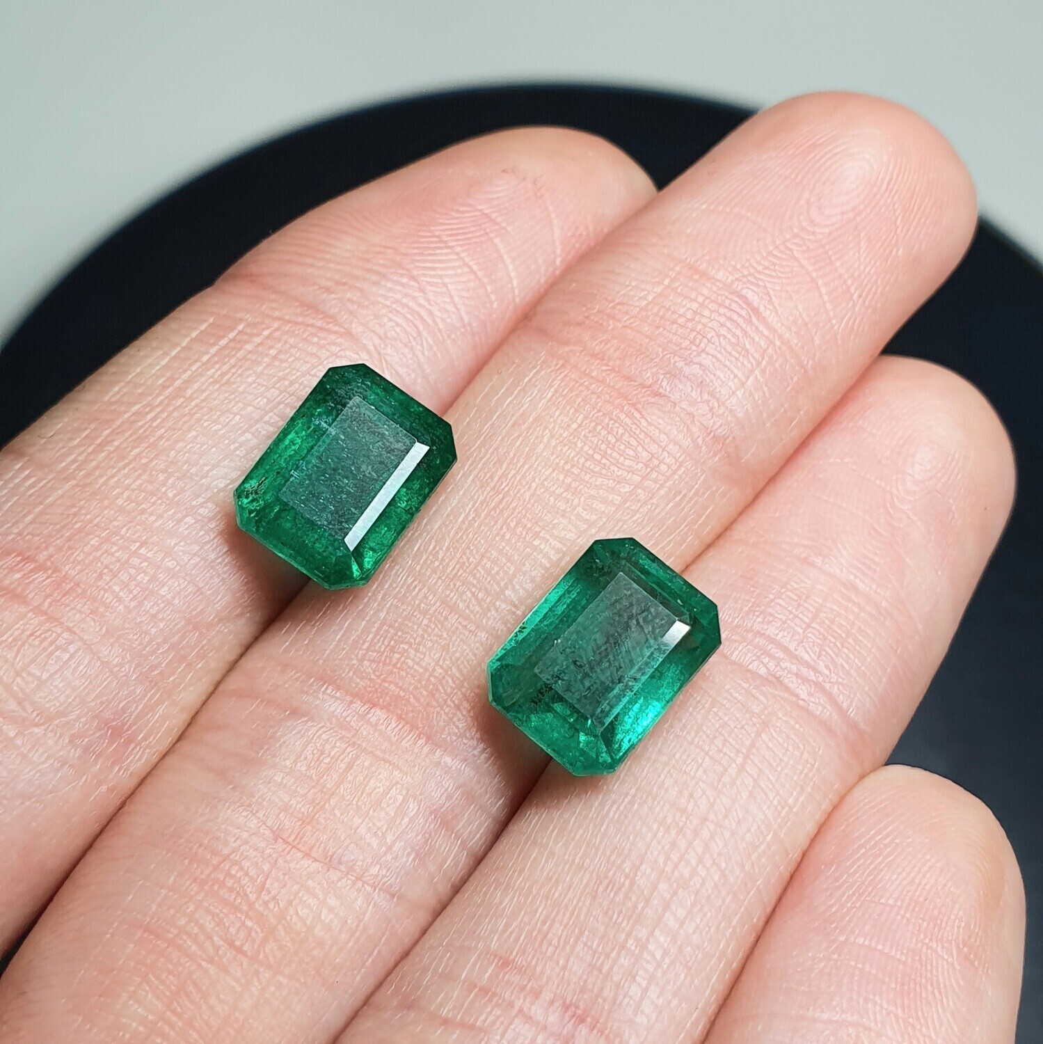 Emeralds oсtagon cut pair 3.72 ct and 3.80 ct