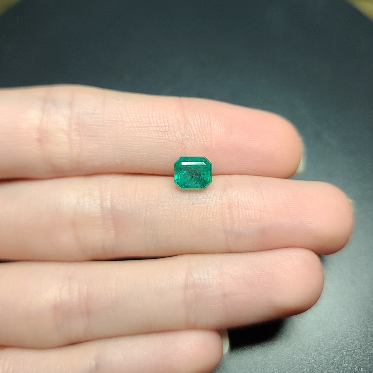 Emerald octagon cut 1.36 ct