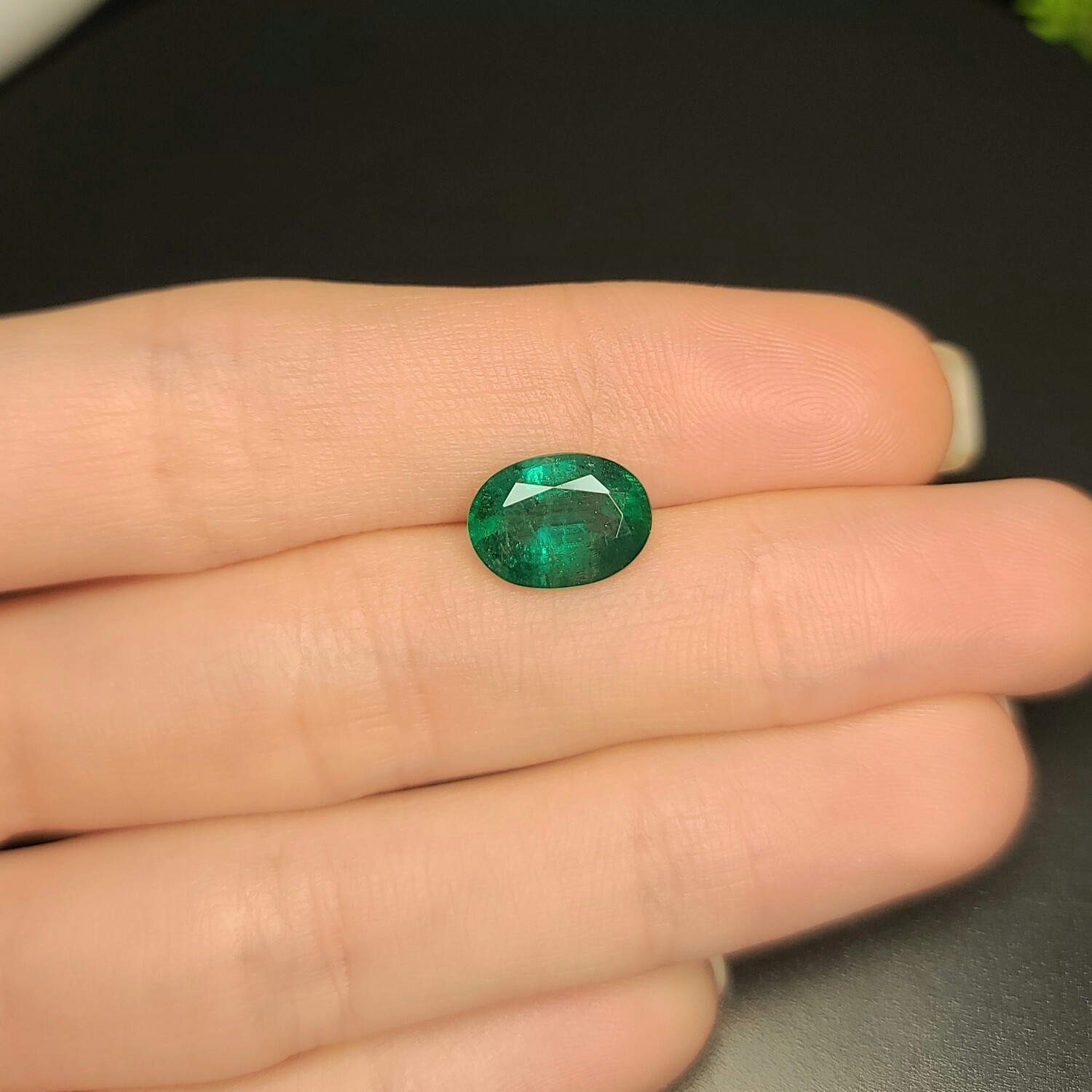 Emerald Oval cut 3.08 ct
