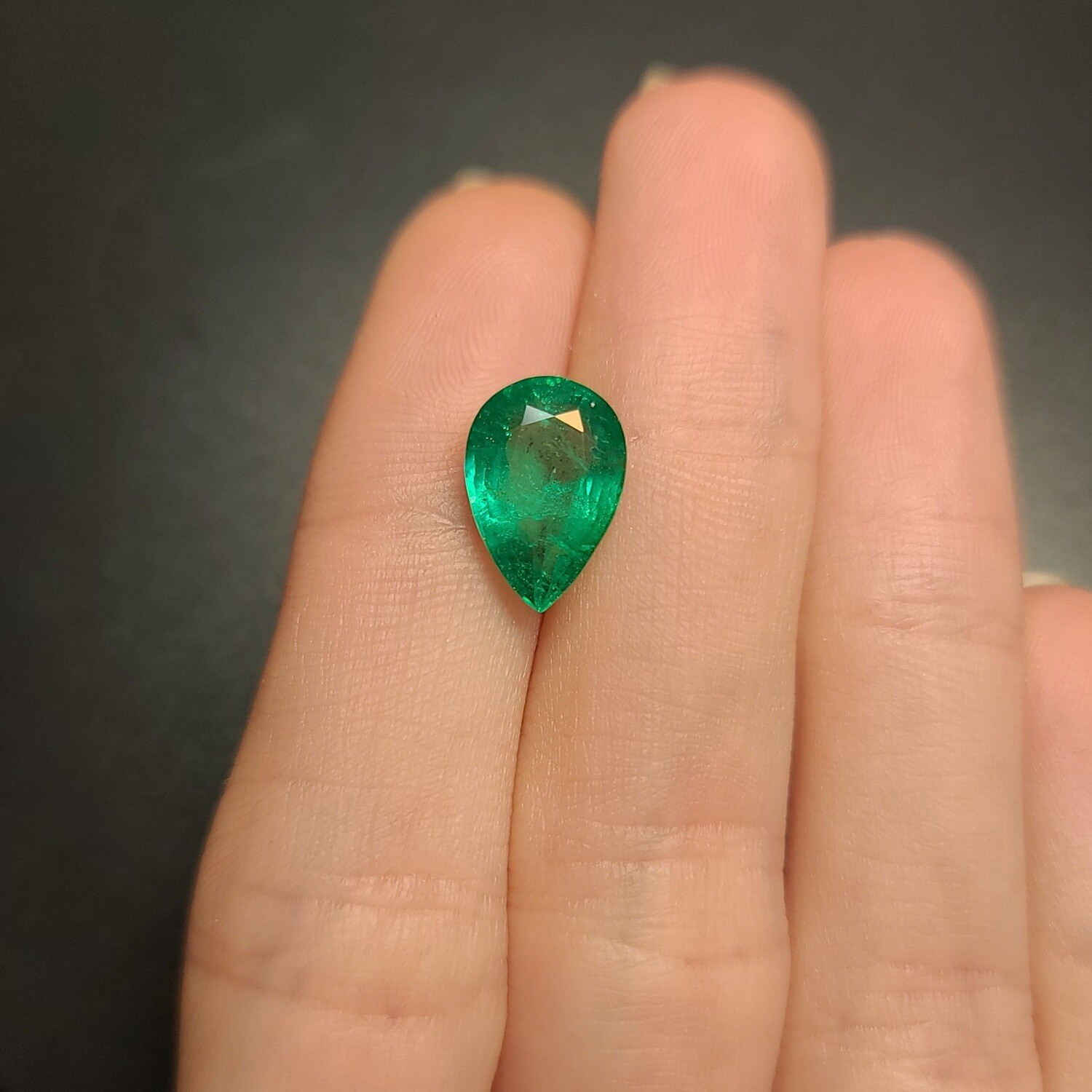 Emerald Pear cut 3.36 ct